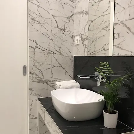 Antares Luxury 1 * Split