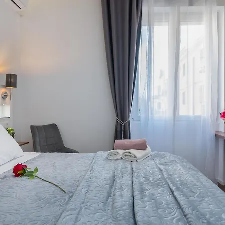 Antares Rooms Split 1 Maison d'hôtes 3*