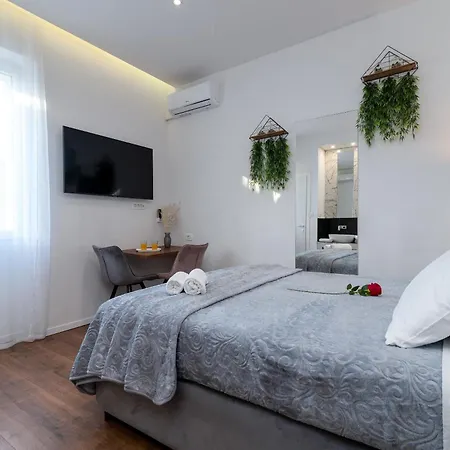 Guest house Antares Luxury 1