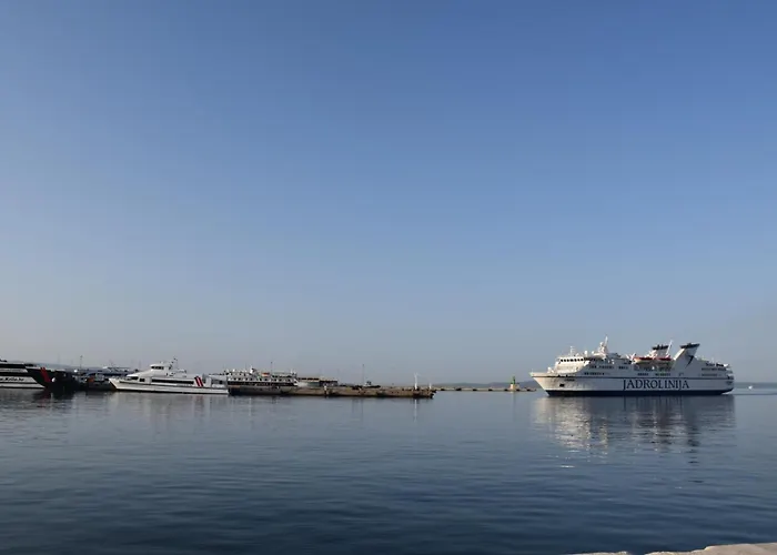 Antares Luxury 1